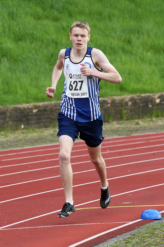 800 metres, 2021 North East Grand Prix No. 2, Monkton, Wednesday, May 19th. Photo: David T. Hewitson/Sports for All Pics